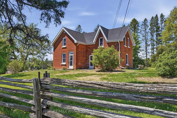 230 Pickerel &Amp Jack Lake Road — photo 1