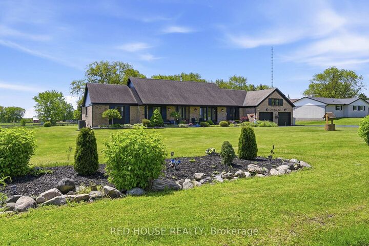 875 Brawley Road W — photo 1