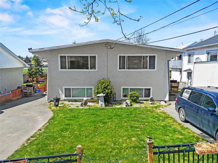 Property Photo: 3430 Seaton St BC V8Z 3V9