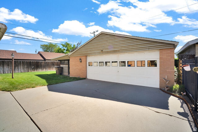 Property Photo: 740 N Catherine St UT 84116