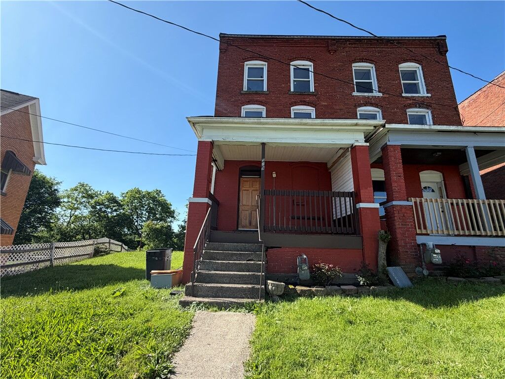 Property Photo:  519 1st St.  PA 15022 
