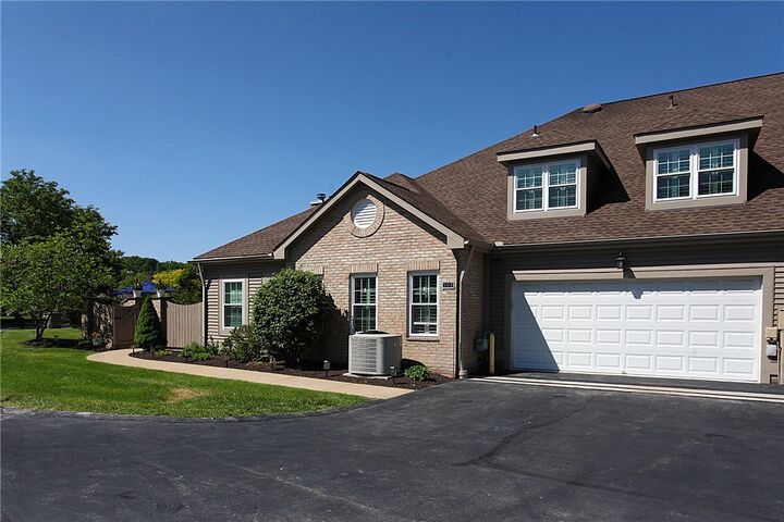 Property Photo:  507 Wilshire 10C  PA 16046 
