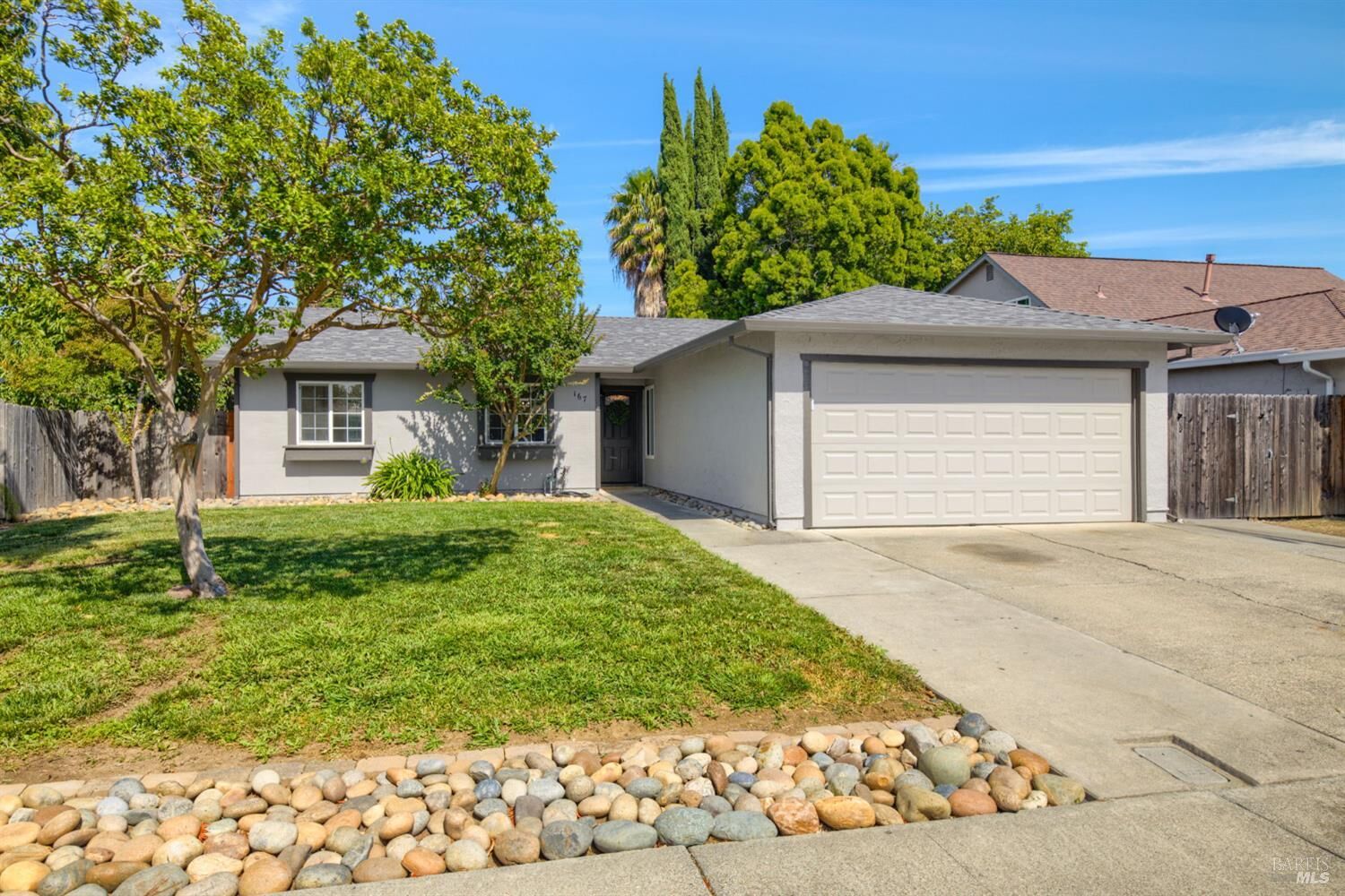 Property Photo: 167 Quincy Court CA 95687