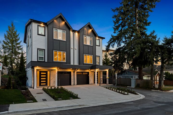 Property Photo:  2522 Campbell Avenue 1  BC V2S 4C5 
