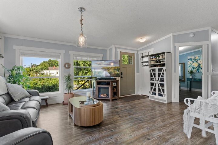 Property Photo:  41933 Kirk Avenue  BC V2R 5E8 