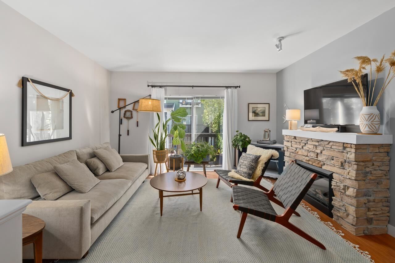 Property Photo:  15233 34 Avenue 34  BC V3Z 2T7 