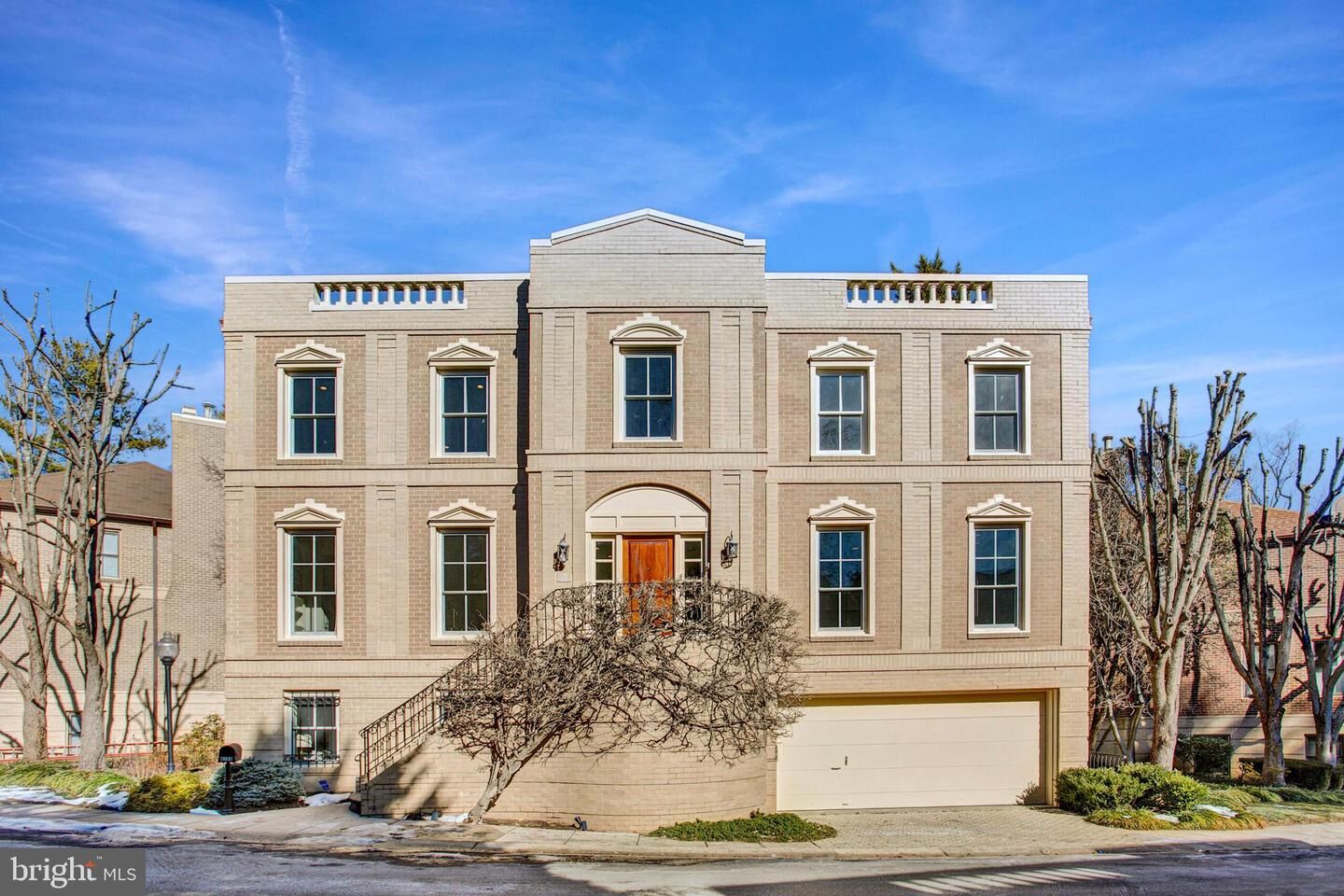 Property Photo:  4709 Foxhall Crescent NW  DC 20007 