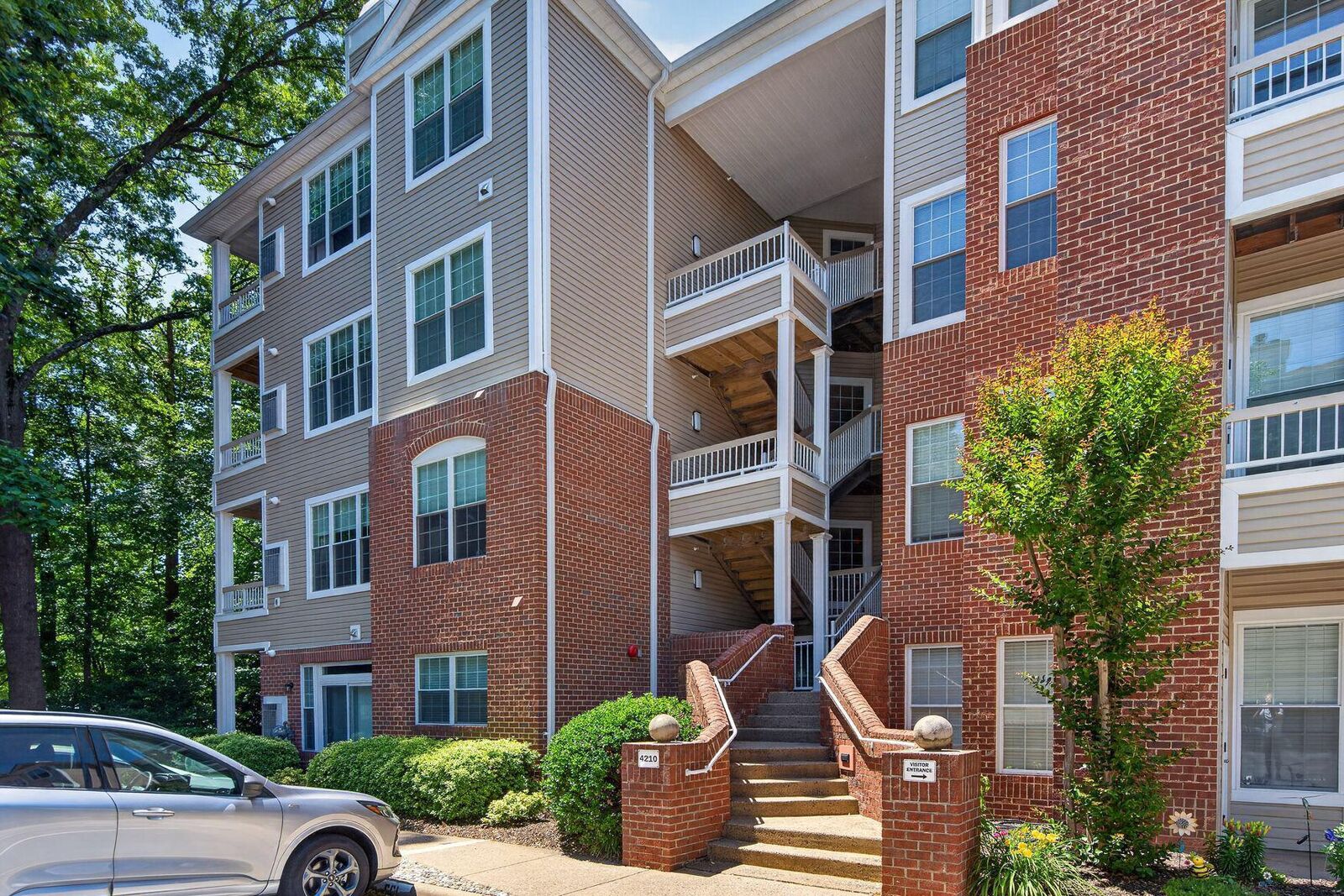 Property Photo: 4210 Mozart Brigade Lane 4210D VA 22030