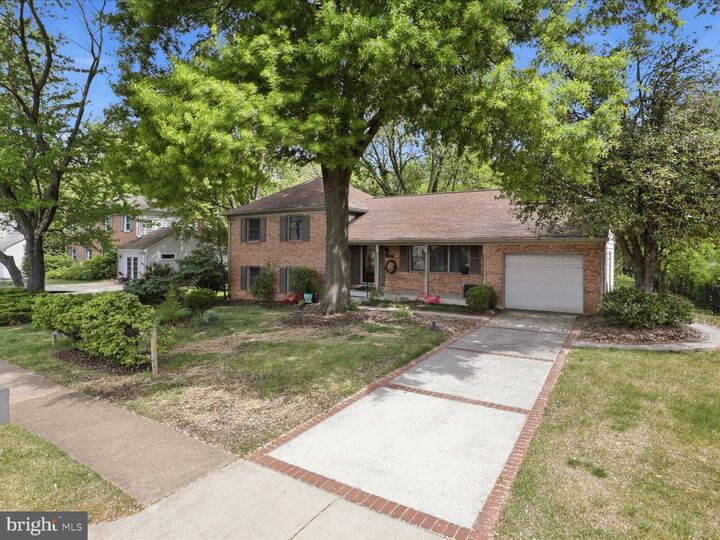 Property Photo:  6109 Tammy Drive  VA 22310 