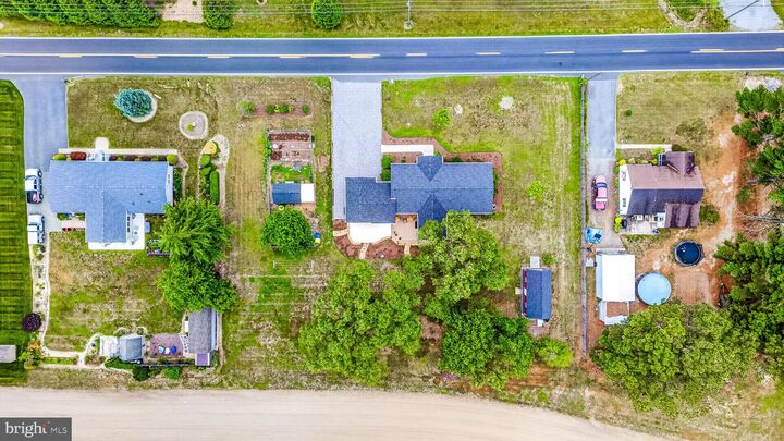 Property Photo: 6713 Hearns Pond Road DE 19973