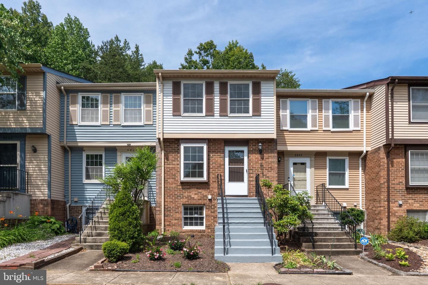 Property Photo:  6844 Heatherway Court  VA 22315 