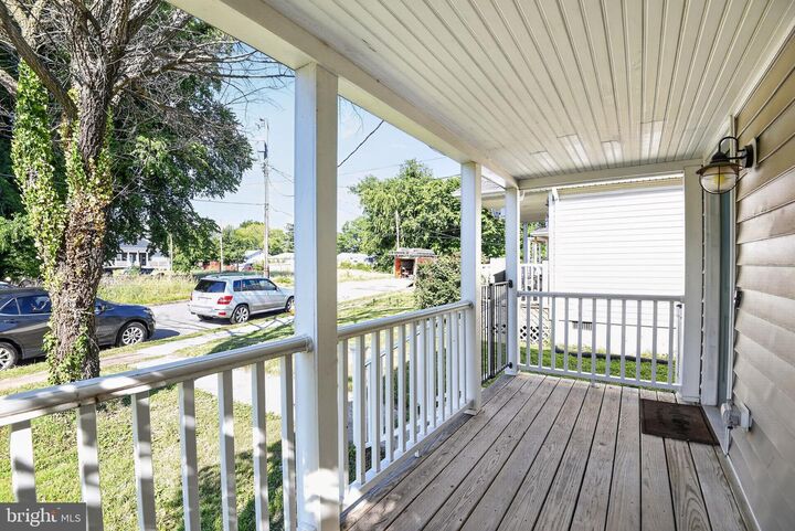 Property Photo:  2012 Newbourne Street  VA 23223 