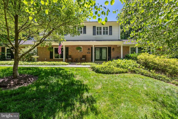 Property Photo: 12007 Turf Lane VA 20191