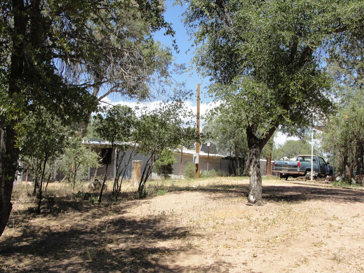 Property Photo:  215 N Budweiser Circle  AZ 85541 