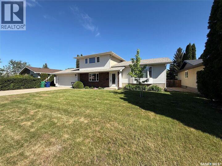 Property Photo:  86 Duncan Crescent  SK S7H 4K4 