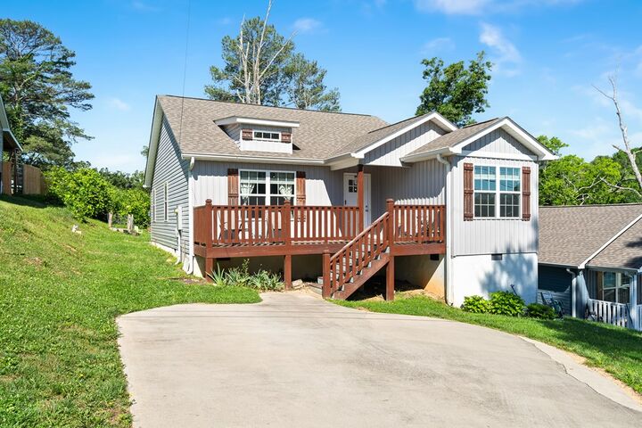Property Photo: 612 Richardson Street GA 30720