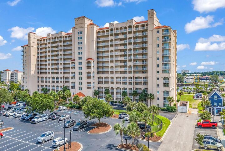 Property Photo: 4801 Harbor Pointe Dr. 401 SC 29582