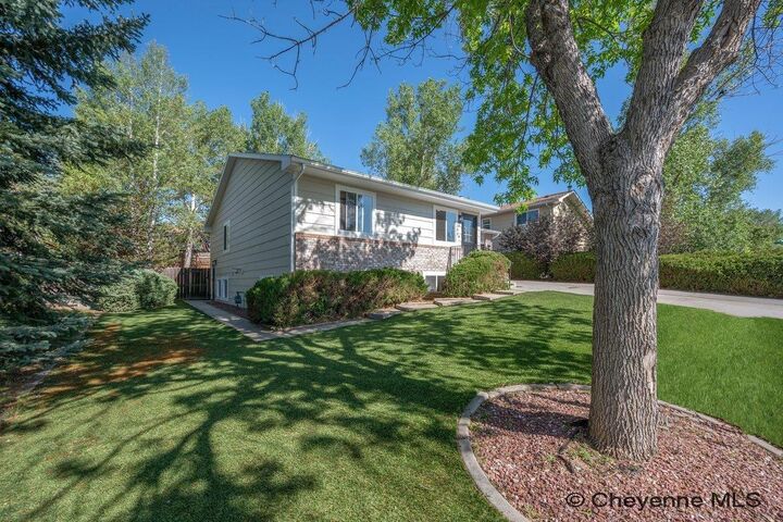 Property Photo: 5200 Kennedy Dr WY 82001