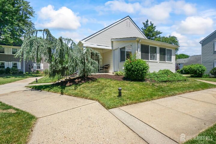 Property Photo:  312 Sharon Way C  NJ 08831 