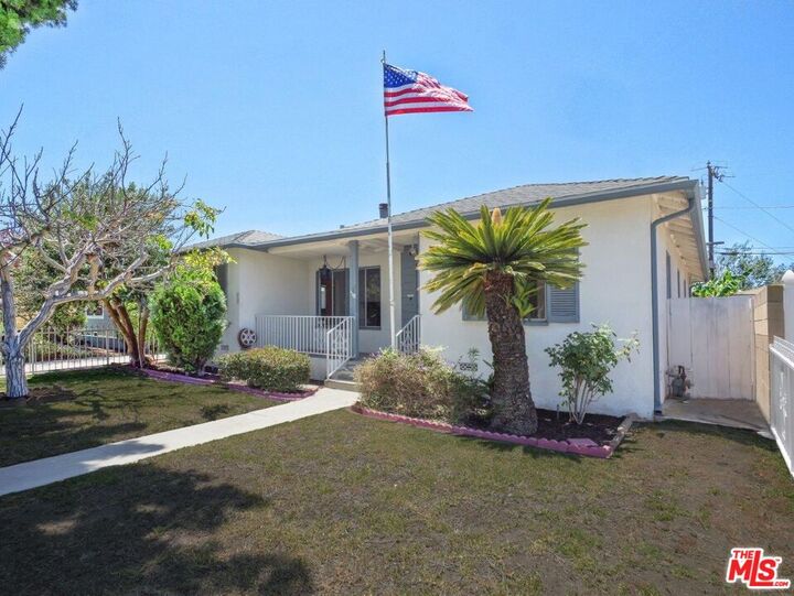 Property Photo:  3179 Marwick Ave  CA 90808 