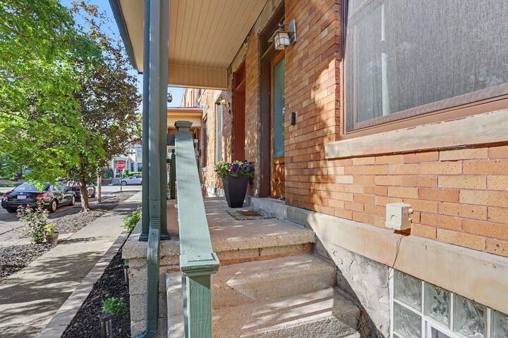 Property Photo: 982 Highland Street OH 43201