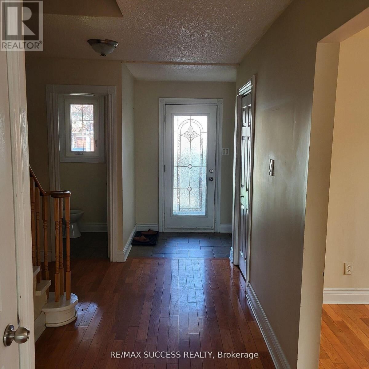 Property Photo: 22 Omega Square South ON L6Z 1K5