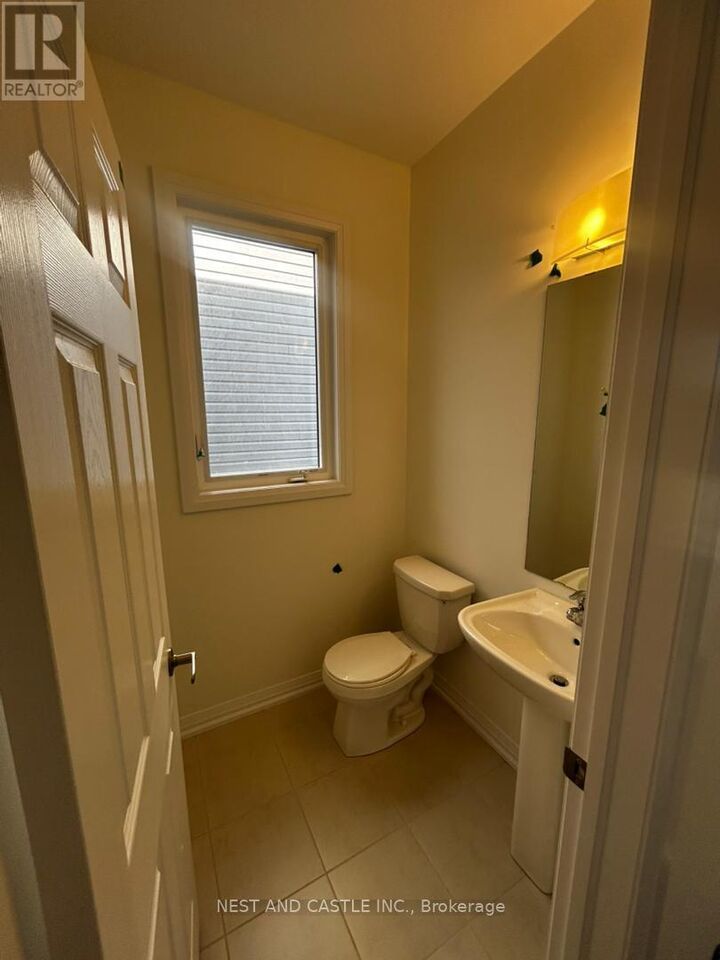 Property Photo:  49 International Drive  ON N3W 0K7 