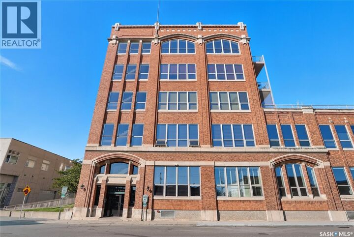 Photo de la propriété: 503 211 D Avenue N SK S7L 1M7