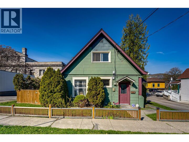 Property Photo:  3008 26 Street  BC V1T 4V1 