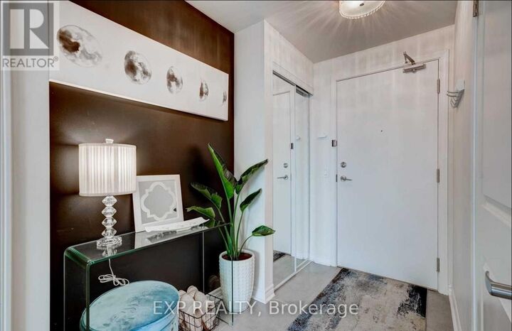 Property Photo: 2522 Keele Street 419 ON M6L 0A2