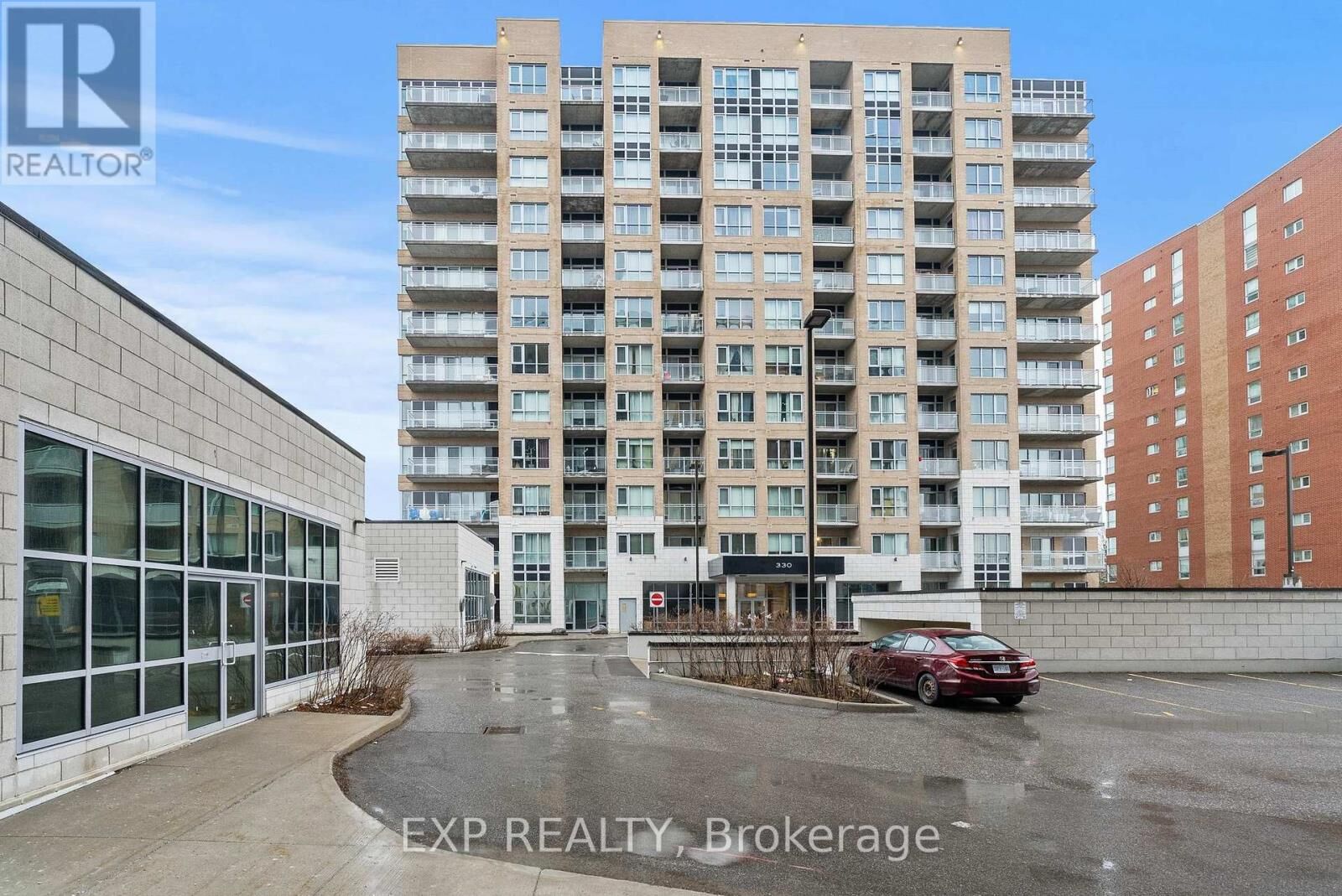 Property Photo:  330 Titan Private 1006  ON K2G 1G3 