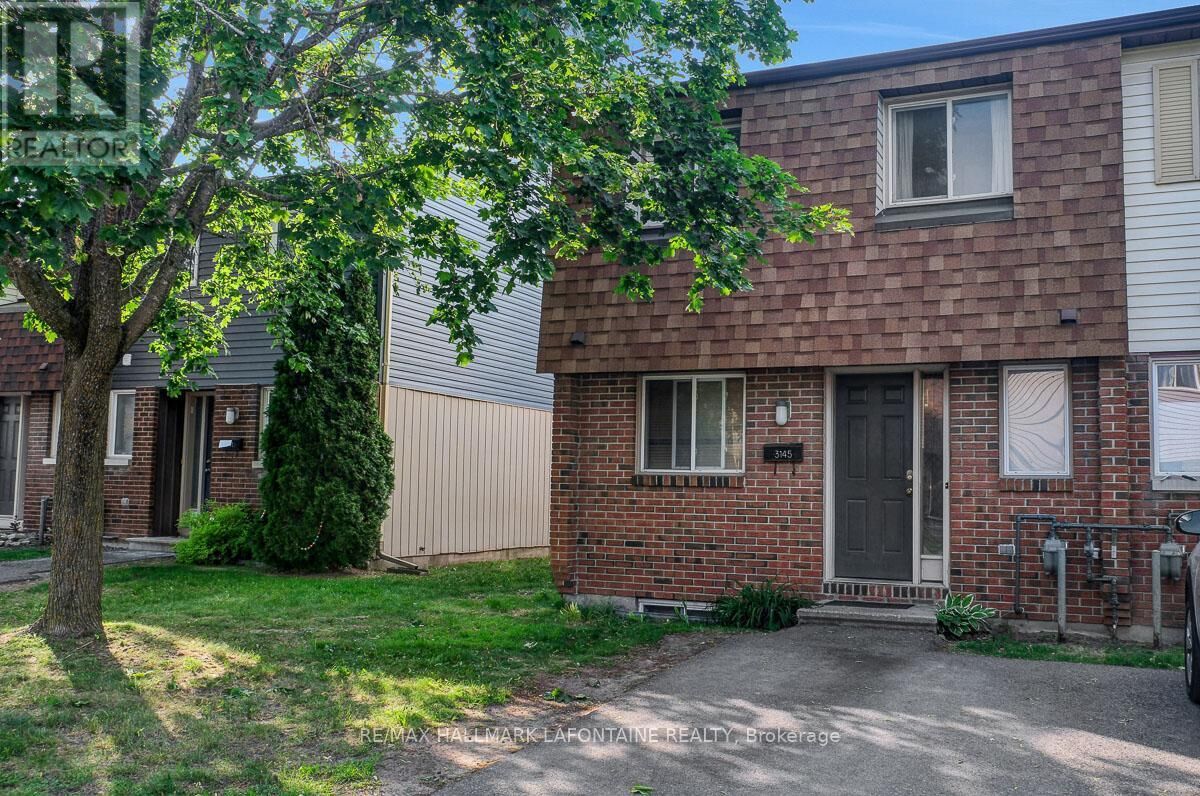 Property Photo: 3145 Olympic Way 39 ON K1T 1Y7