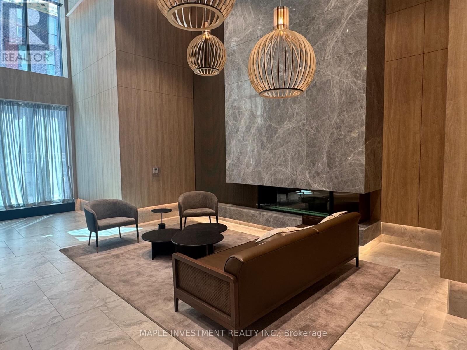 Property Photo: 252 Church Street 5707 ON M5B 0E6