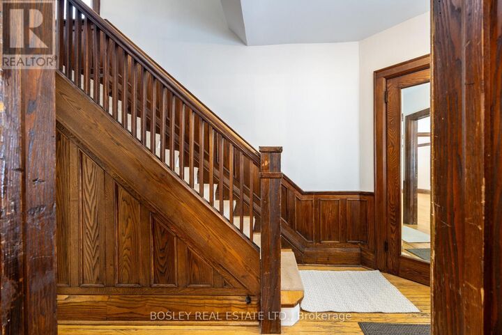 Property Photo:  88 Manor Road East  ON M4S 1P8 