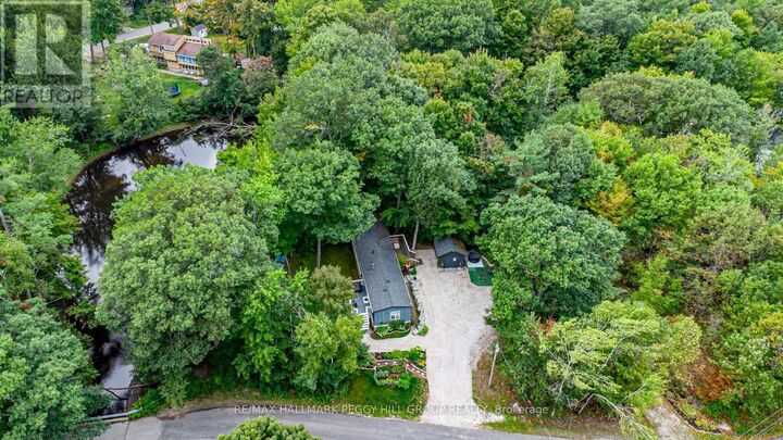 Property Photo:  7498 Island Crescent  ON L0K 2B0 