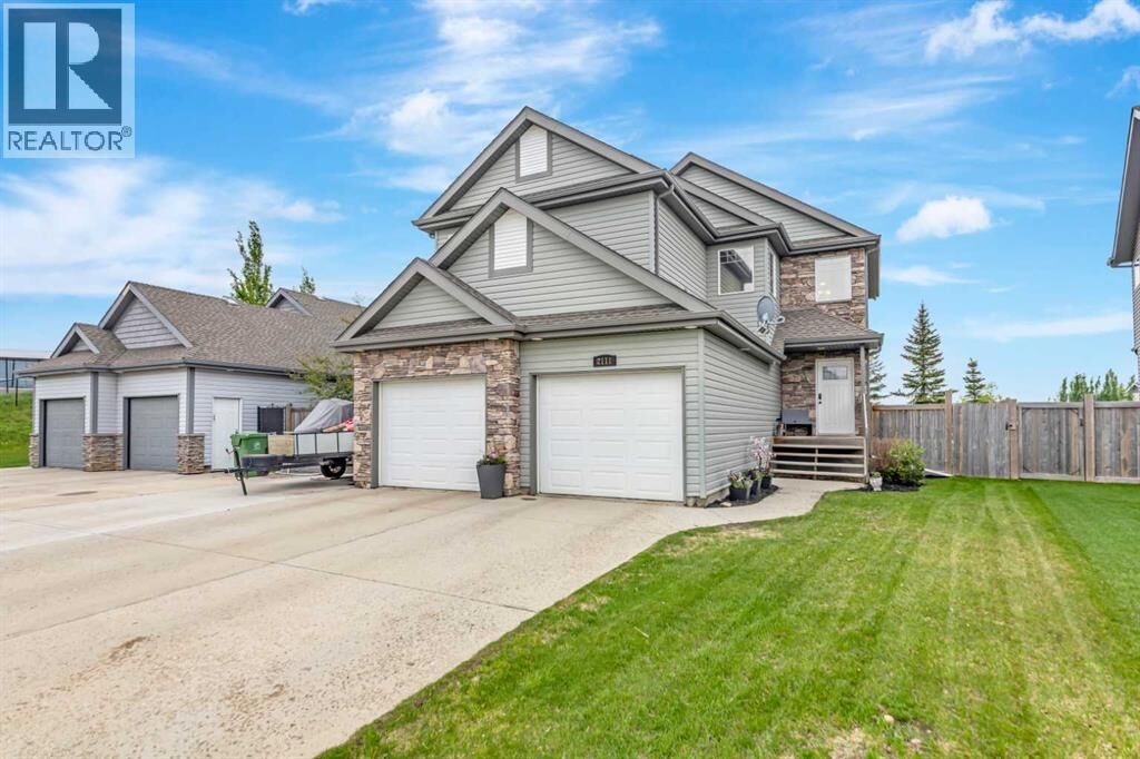 Property Photo: 2111 56 Avenue AB T9V 2W2