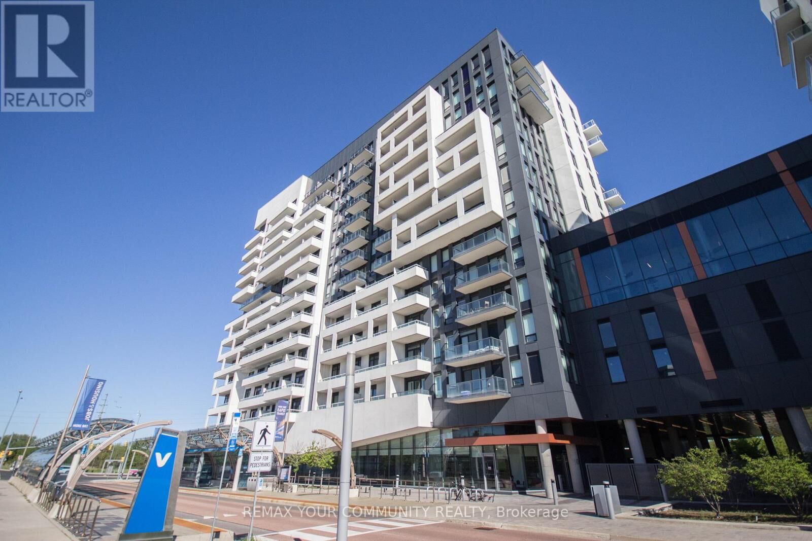 Property Photo:  10 Rouge Valley Drive West 1005  ON L6G 0G9 