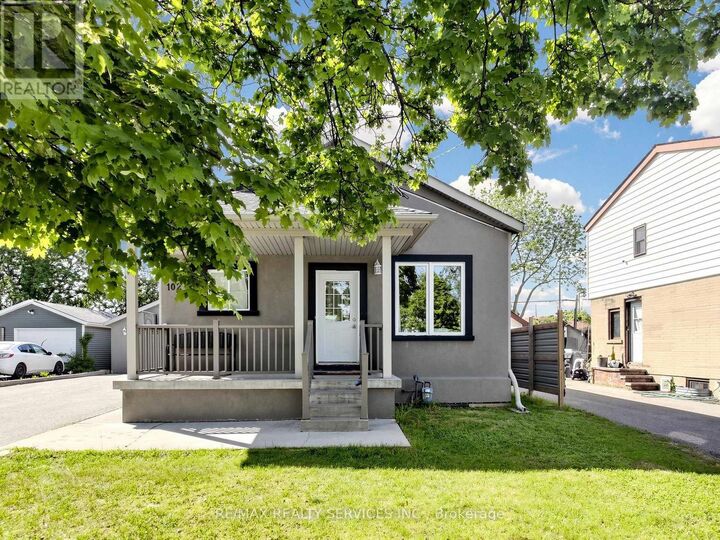 Property Photo: 102 Woodward Avenue ON L6V 1K6