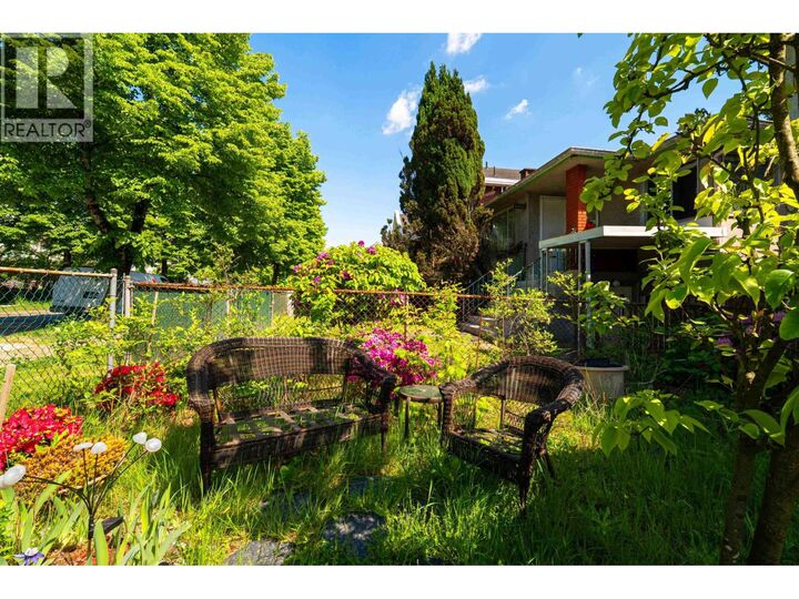 Property Photo:  3446 William Street  BC V5K 2Z6 
