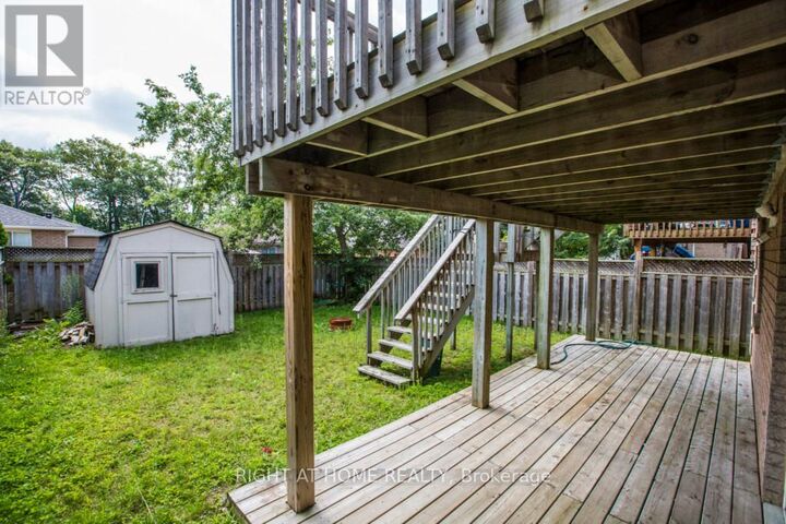 Property Photo:  11 Butternut Drive  ON L4N 0E1 