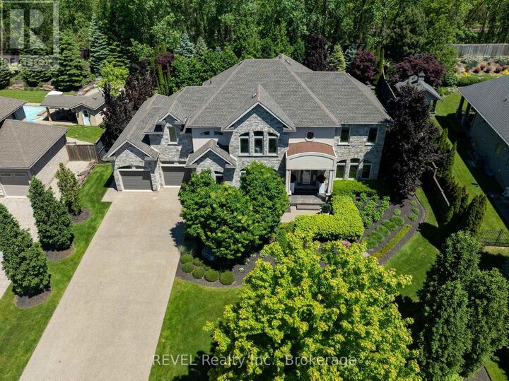 Property Photo:  6745 Domenic Crescent  ON L2J 4L5 