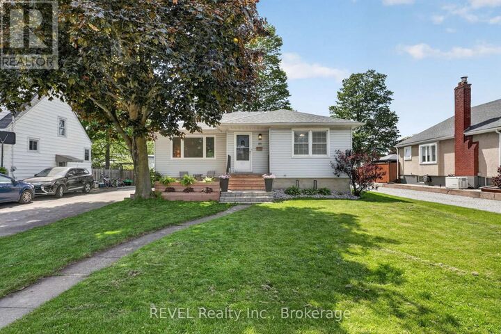 Property Photo:  80 Linwood Avenue  ON L3K 5J7 