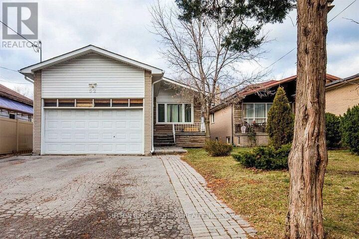 Property Photo:  52 Farrell Avenue Bsmt  ON M2R 1C9 
