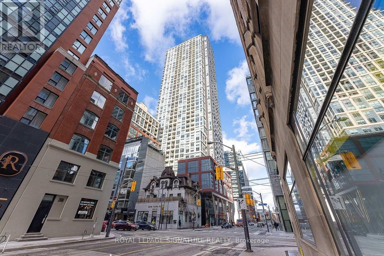 Property Photo: 108 Peter Street 2605 ON M5V 0W2