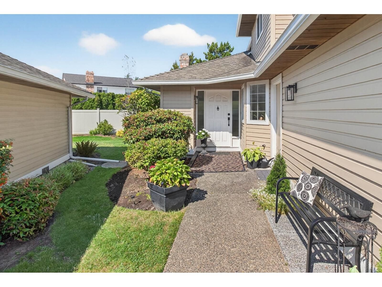 Property Photo:  15121 19 Avenue 116  BC V4A 8J4 
