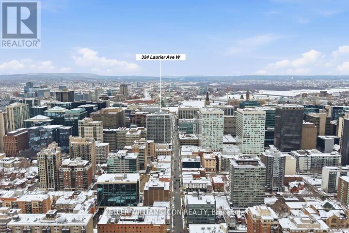 Property Photo:  324 Laurier Avenue West 1301  ON K1N 6P6 