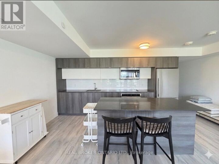 Property Photo:  575 Bloor Street East 602  ON M4W 0B2 