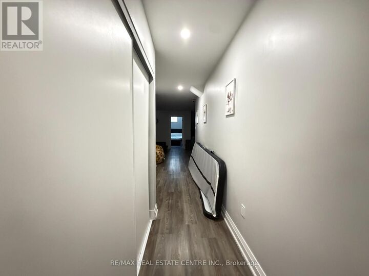 Property Photo:  1192 Stag Hollow Bsmt  ON L5M 5M4 