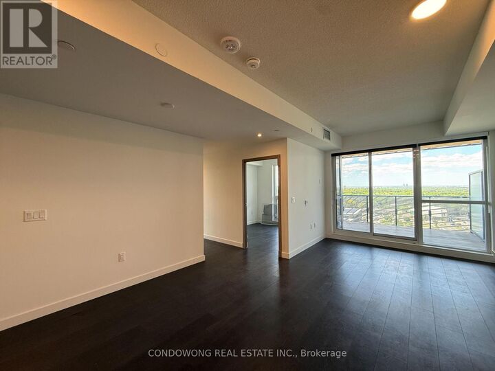 Property Photo:  25 McMahon Drive 1807  ON M2K 0E4 