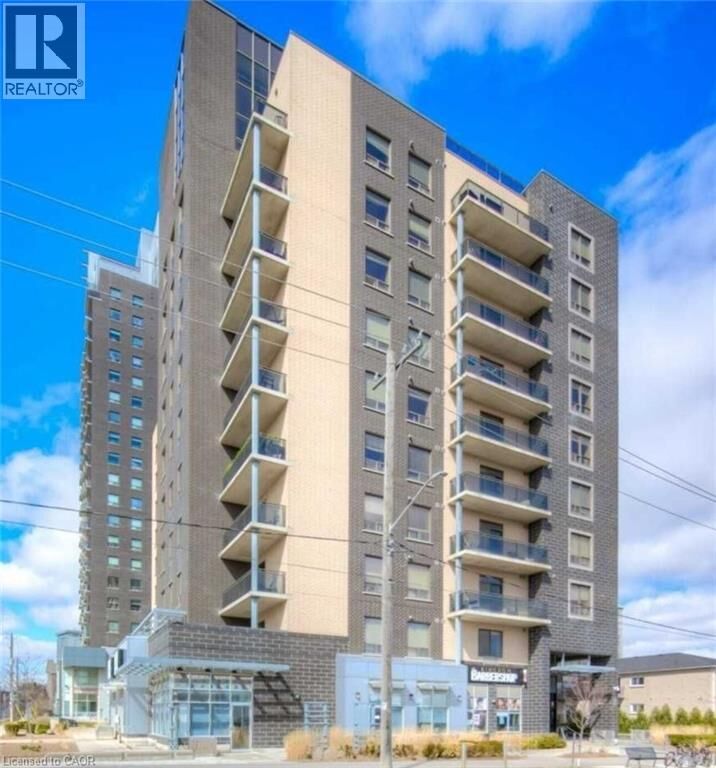 Property Photo:  8 Hickory Street West 1105  ON N2L 3H6 